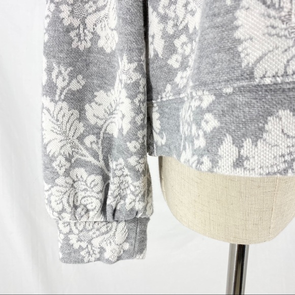LOFT gray floral print destructed crop sweater L - Picture 8 of 13